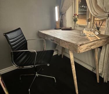 Vadstena House | Tummens B & B