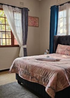 Lusaka Central Cabin | TumTowa Luxury