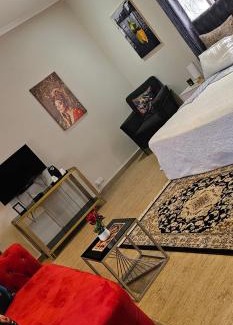 Lusaka Central Cabin | TumTowa Luxury