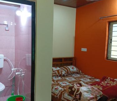 Sringeri House | Tunga Teera