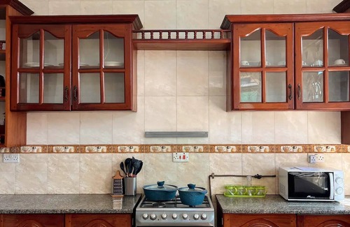 Tunguu House | Tunu Homestay And Apartment