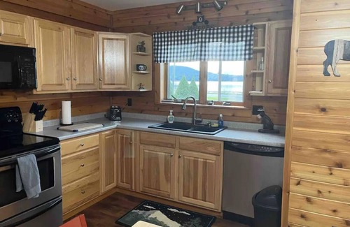 Tupper Lake House | Tupper Lake Lakefront Retreat