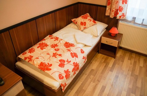 Tornala House | Turistická ubytovňa BUCK*
