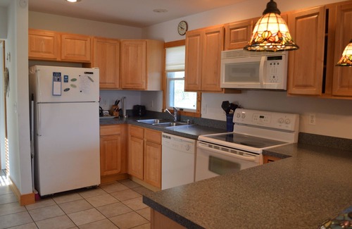 Deep Hole House | Turn of the Creek - 2BR home, W/F, Water Access home deck & dock.NO LINENS