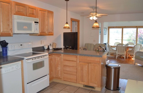 Deep Hole House | Turn of the Creek - 2BR home, W/F, Water Access home deck & dock.NO LINENS