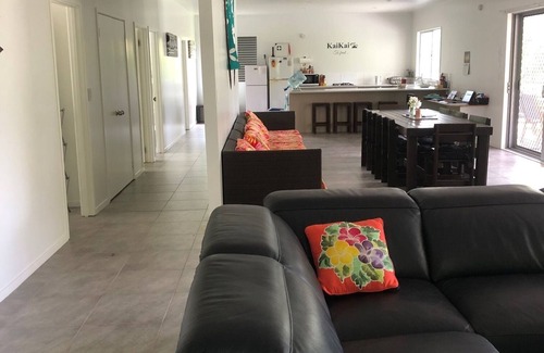 Tapere of Titikaveka House | TUROU RETREAT Rarotonga sleeps 12 near MURI BEACH