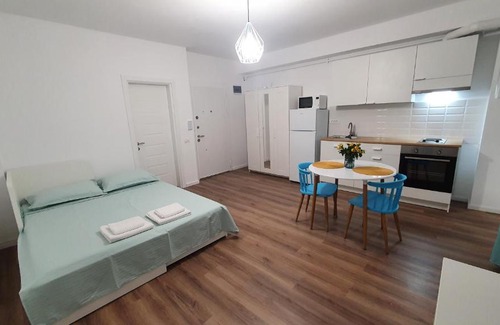 Mamaia-Sat Apartment | Turquoise Apartment