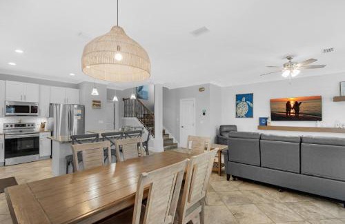 Villages of Crystal Beach House | Turtle Cove