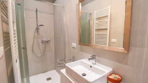 Massa e Cozzile Apartment | TUSCAN HOUSE WITH GARDEN - with Wi-Fi, Free Parking