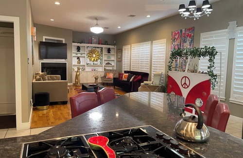 Uptown Villa | TUSCAN VILLA