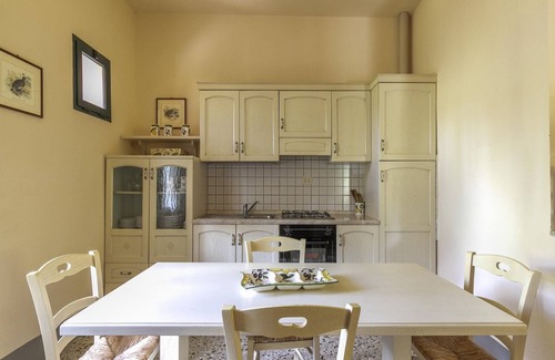 Palaia House | Tuscany’s Hidden Garden Escape
