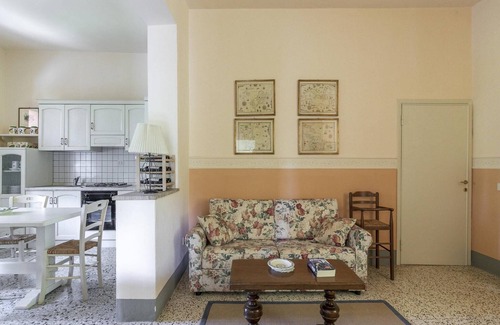 Palaia House | Tuscany’s Hidden Garden Escape