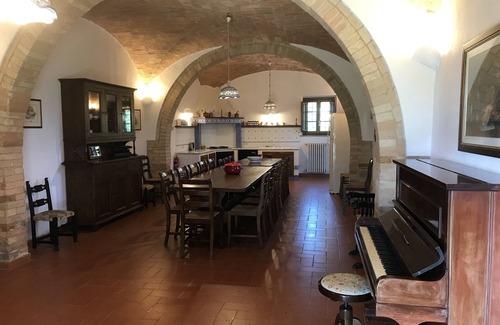 Chianni Villa | TUSCANY VILLA UP TO 20 BEDS