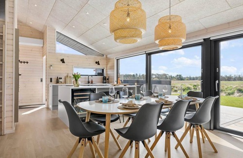 Jerup House | TV1584 Jerup - Engsig Bækvej 44