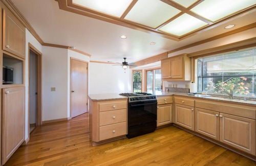 San Miguel House | Twin Fawn Estate - Nestled in 160 acres of Rolling Hills & Cabernet Grape Vines