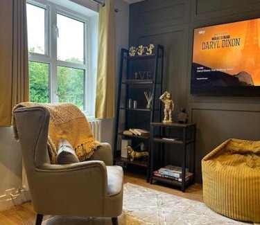 Portishead House | Two Bed Home in Portishead