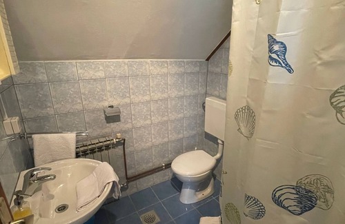 Catrnja Apartment | Two bedroom apartment with terrace Smoljanac, Plitvice (A-12345-d)