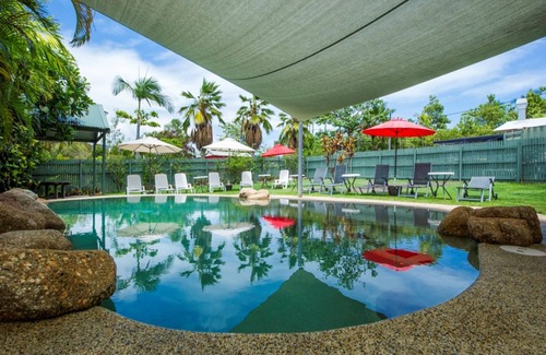 Horseshoe Bay Apartment | Two Bedroom Apartment