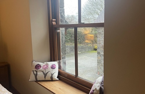 Armagh Apartment | Two-Bedroom Apartment (4 Adults)