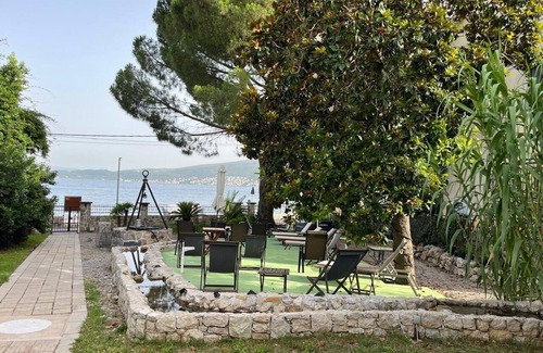 Bijela Apartment | Two bedroom Apartment with Sea View and Balcony