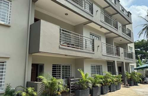 Buea Apartment | Two-Bedroom Apartment 1 - Akhard Hausnn
