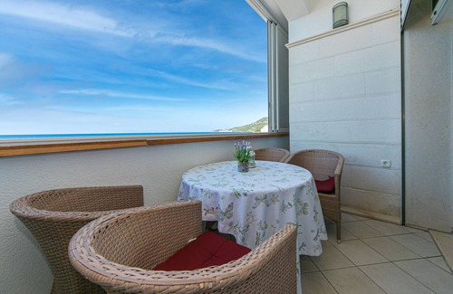 Drasnice Apartment | Two bedroom apartment near beach Drašnice, Makarska (A-6652-d)