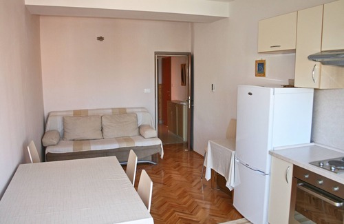 Primosten Burnji Apartment | Two bedroom apartment with balcony and sea view Bilo, Primošten (A-12868-b)