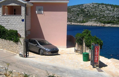 Razanj Apartment | Two bedroom apartment near beach Ražanj, Rogoznica (A-2970-b)