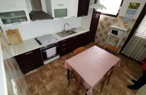Lukoran Apartment | Two bedroom apartment near beach Lukoran, Ugljan (A-8397-b)