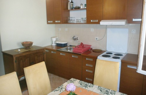 Sucuraj Apartment | Two bedroom apartment near beach Sućuraj, Hvar (A-4029-f)