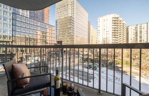 Aurora Highlands Apartment | Two bedroom apartment in United States of America, Arlington