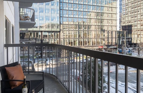 Aurora Highlands Apartment | Two bedroom apartment in United States of America, Arlington