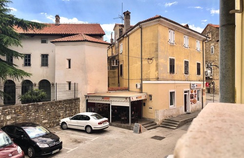 Koper Apartment | Two Bedroom Apartment with Balcony in Koper