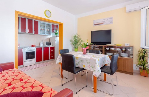 Zavalatica Apartment | Two bedroom apartment with terrace and sea view Zavalatica, Korčula (A-11216-b)