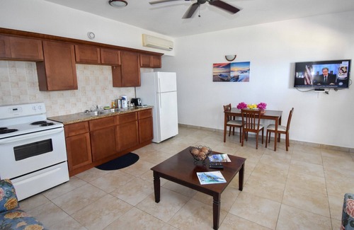 Osbourn Apartment | Two-Bedroom Beachfront Apartment - Lord Nelson Hotel