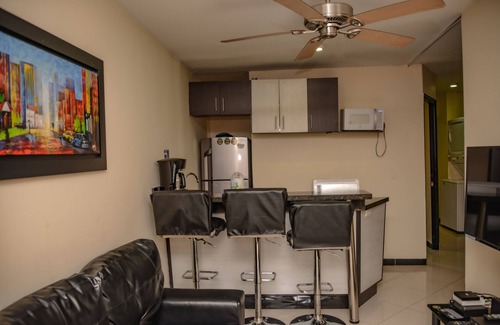 Astorga Apartment | Two Bedroom Chic Apartment close to the Parks Poblado