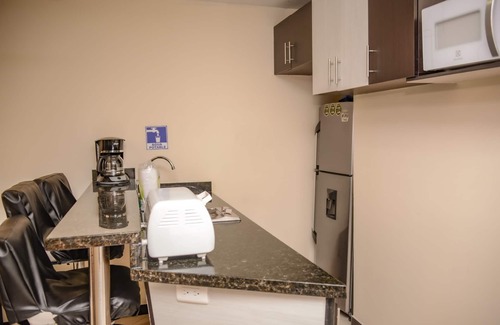 Astorga Apartment | Two Bedroom Chic Apartment close to the Parks Poblado