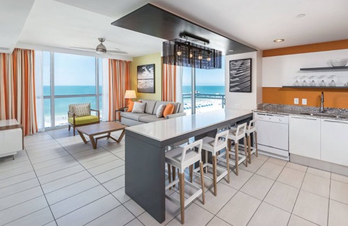 Clearwater Beach Resort | Two Bedroom Condo, Clearwater Beach, Florida 2275908