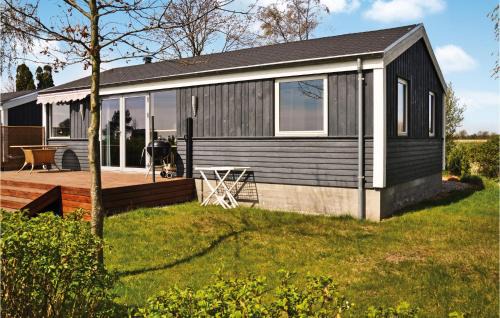 Otterup House | Two-Bedroom Holiday Home In Otterup