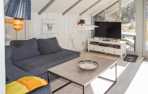 Skygge House | Two-Bedroom Holiday Home In Give