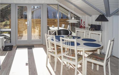 Skygge House | Two-Bedroom Holiday Home In Give