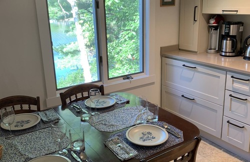 West Bath Cottage | Two-Bedroom Maine Coastal Waterfront Cottage/optional kayak rental