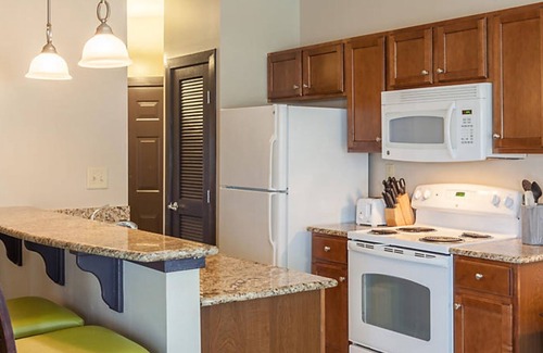 Lackey Resort | Two Bedroom Premium, Luxury Condo, Williamsburg, VA (2361360)