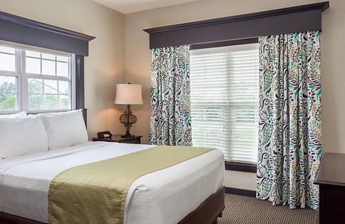 Lackey Resort | Two Bedroom Premium, Luxury Condo, Williamsburg, VA (2361360)