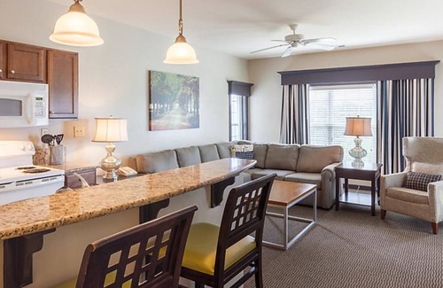 Lackey Resort | Two Bedroom Premium, Luxury Condo, Williamsburg, VA (2361360)