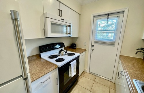 Deerfield Beach Apartment | Two Bedroom Retreat Near Deerfield Beach Pier