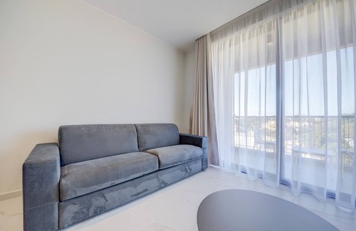 St. Andrew's Apartment | Two Bedroom - Suite
