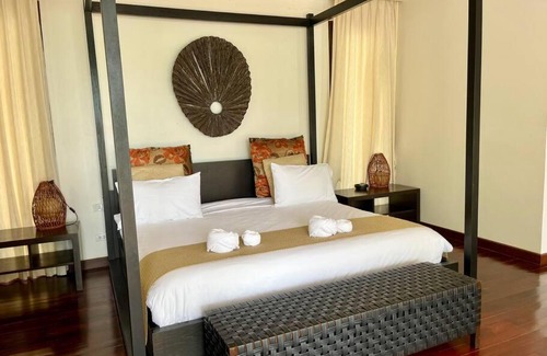 Thap Sakae Villa | Two-bedroom villa with pool
