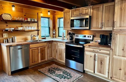 Purlear House | Two Bucks Cabin at Buck Mountain, NC - Two views!