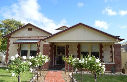 Keith Bed & Breakfast | Two Cow Cottage Bed & Breakfast